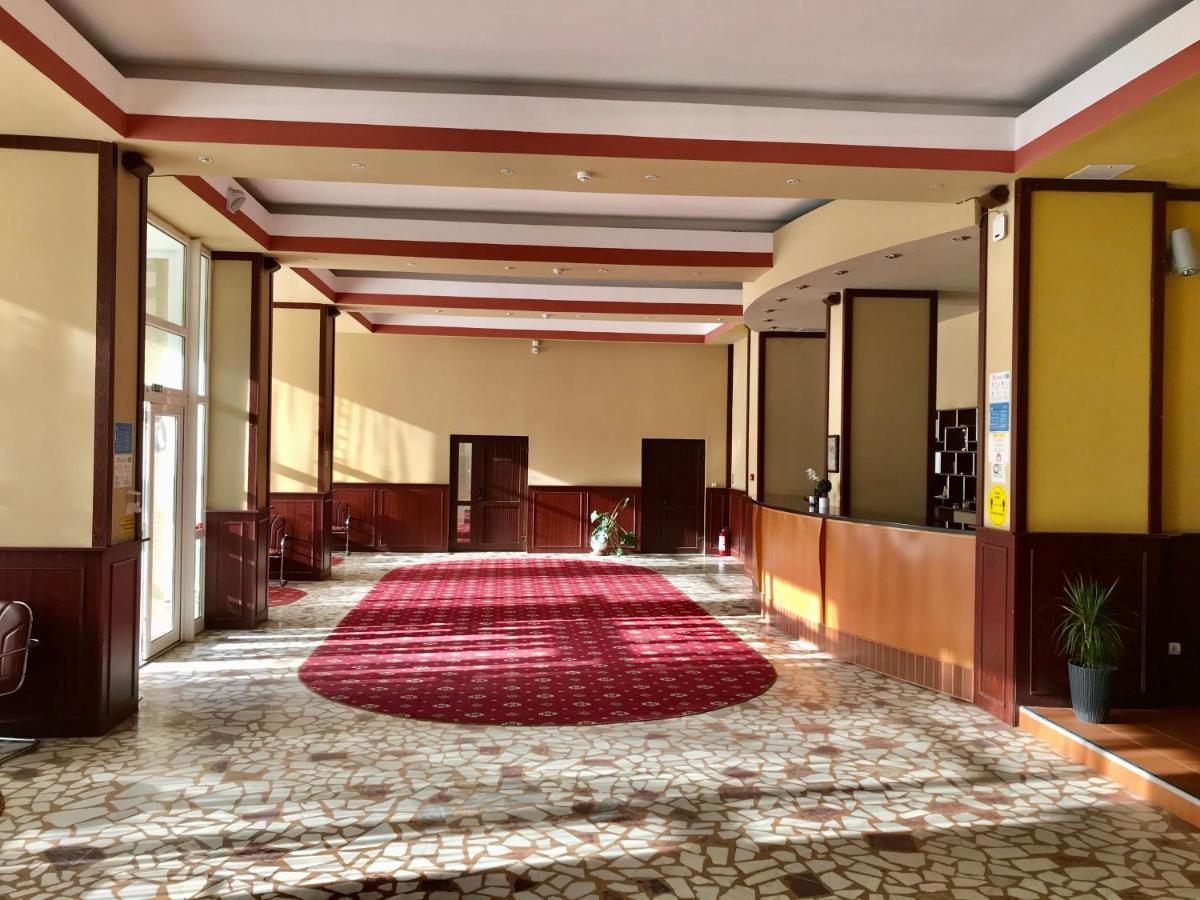 Hotel Casa Pelerinul 두라우 외부 사진
