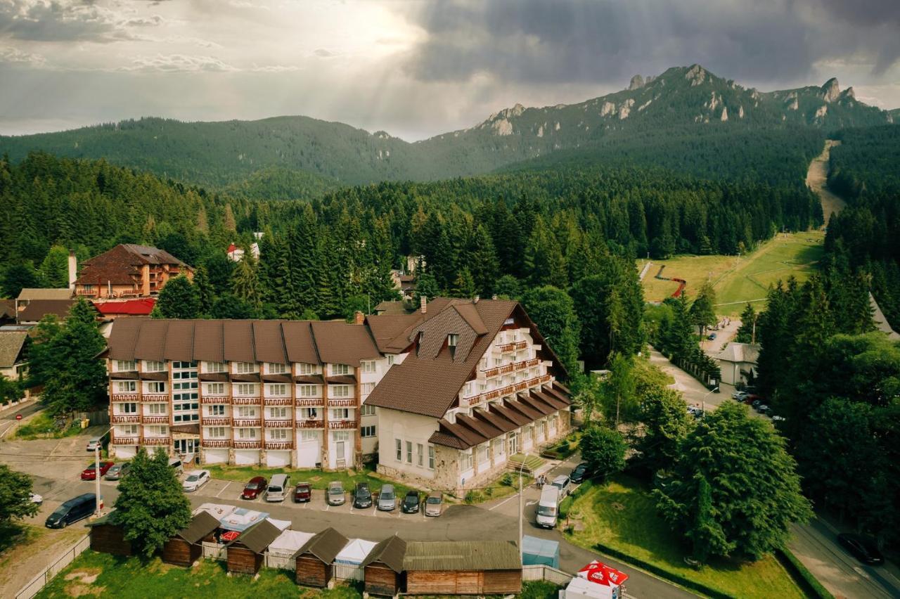 Hotel Casa Pelerinul 두라우 외부 사진