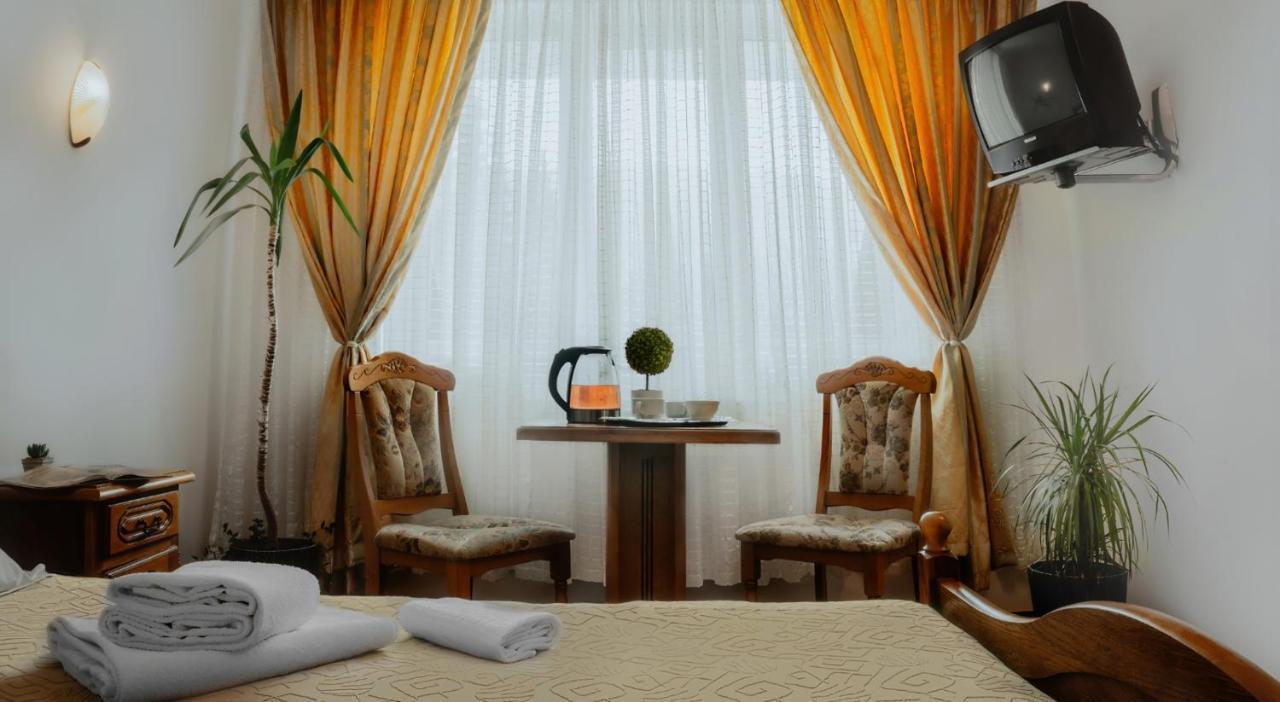 Hotel Casa Pelerinul 두라우 외부 사진