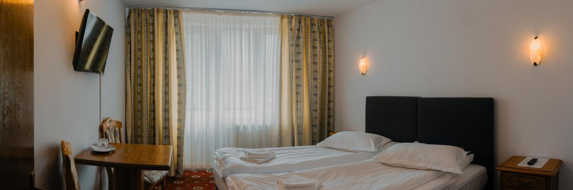 Hotel Casa Pelerinul 두라우 외부 사진