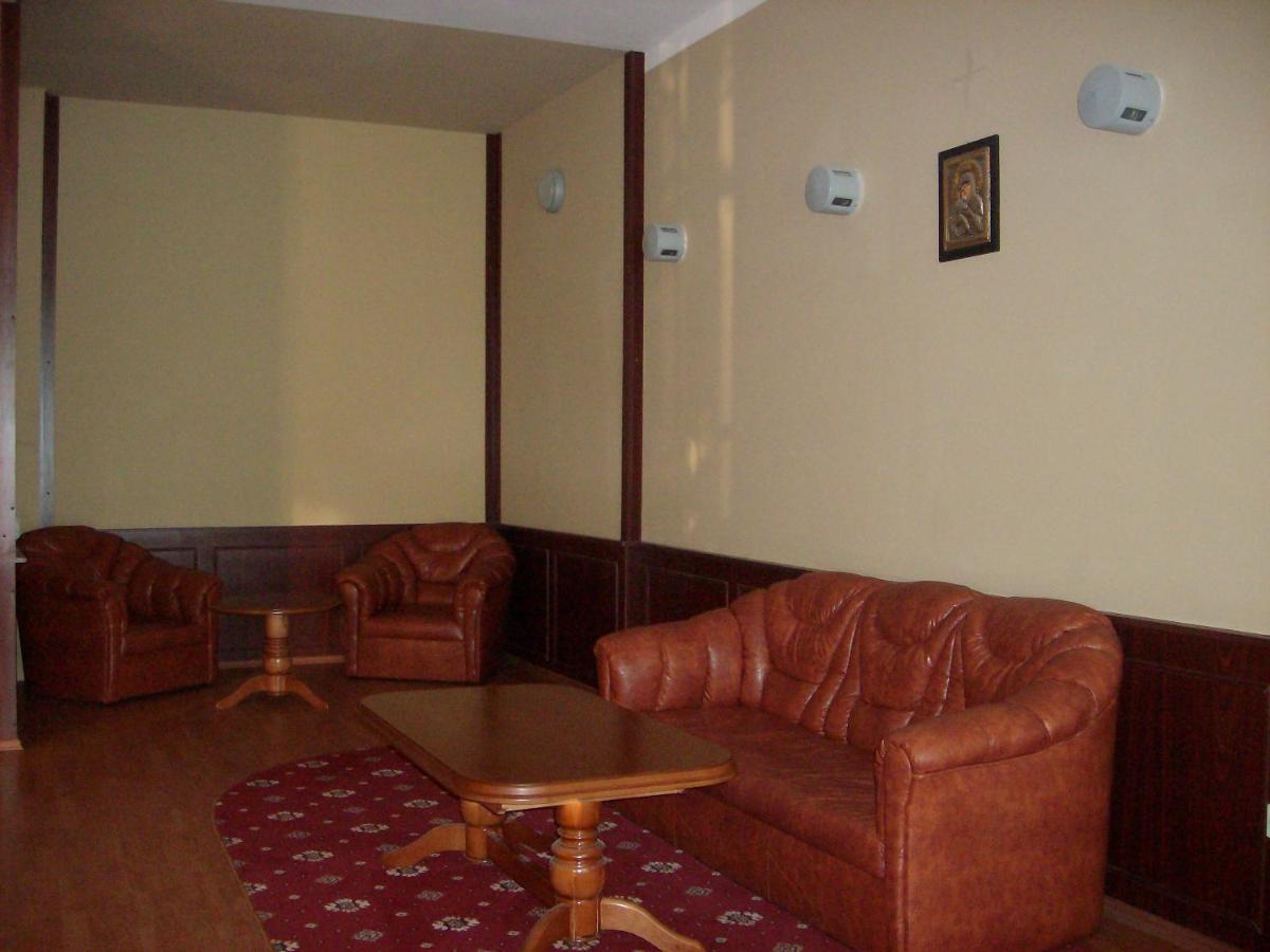 Hotel Casa Pelerinul 두라우 외부 사진
